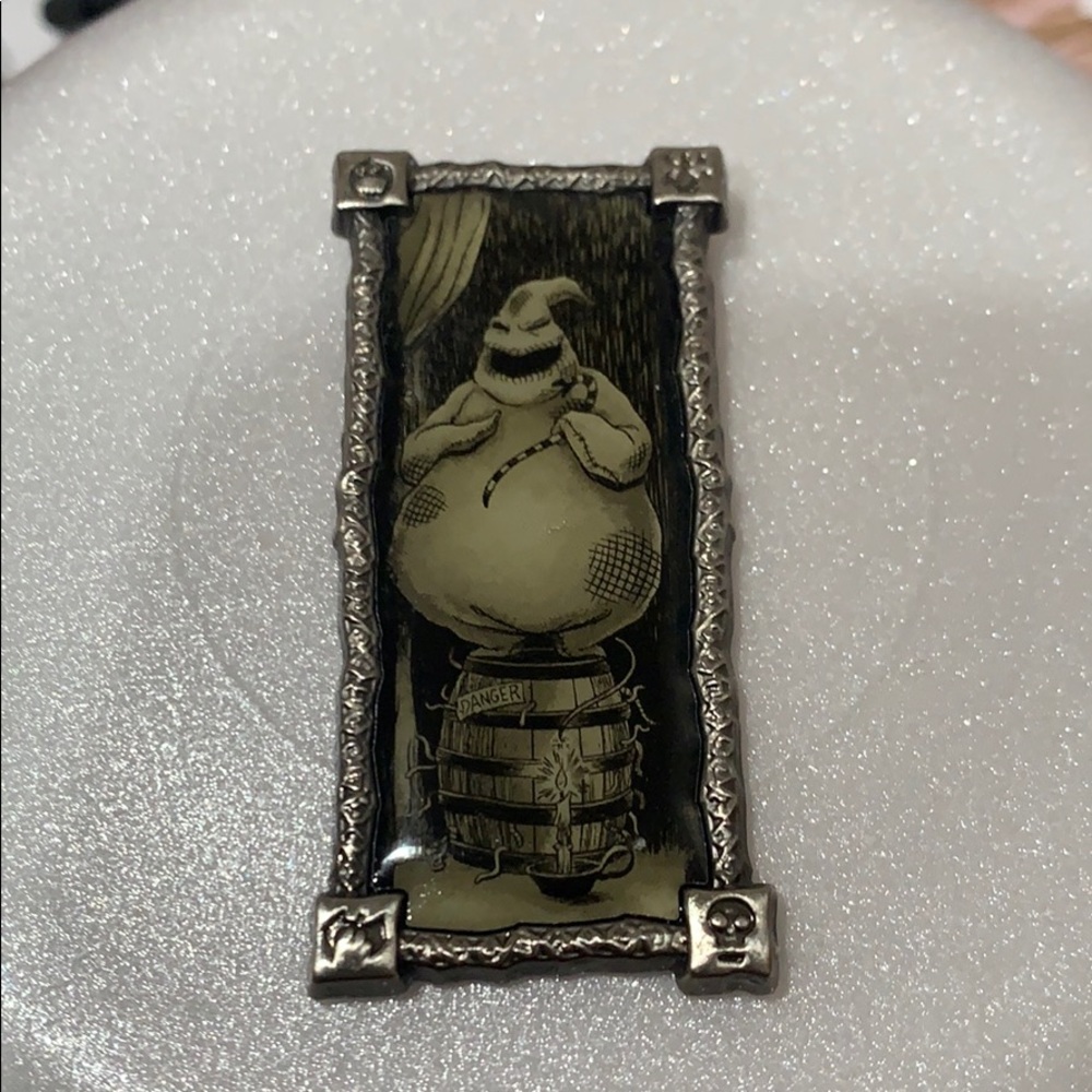 Disney pin